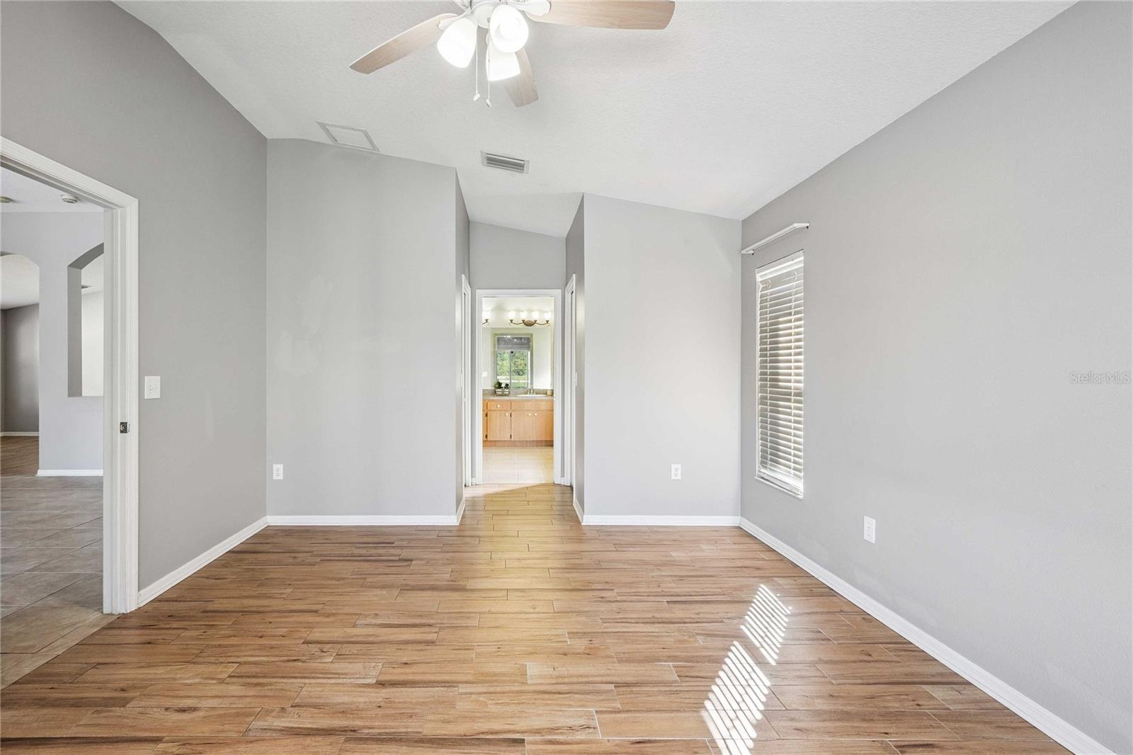 Image 31 of 68 For 31052 Wrencrest Drive