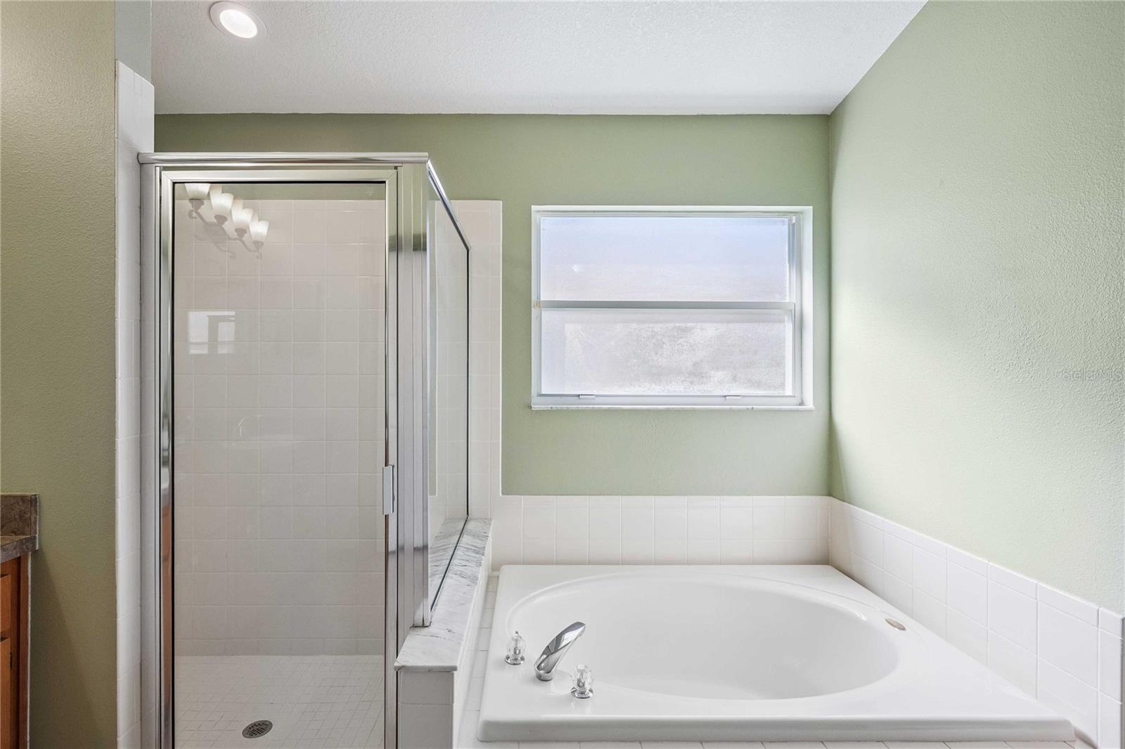 Image 34 of 68 For 31052 Wrencrest Drive