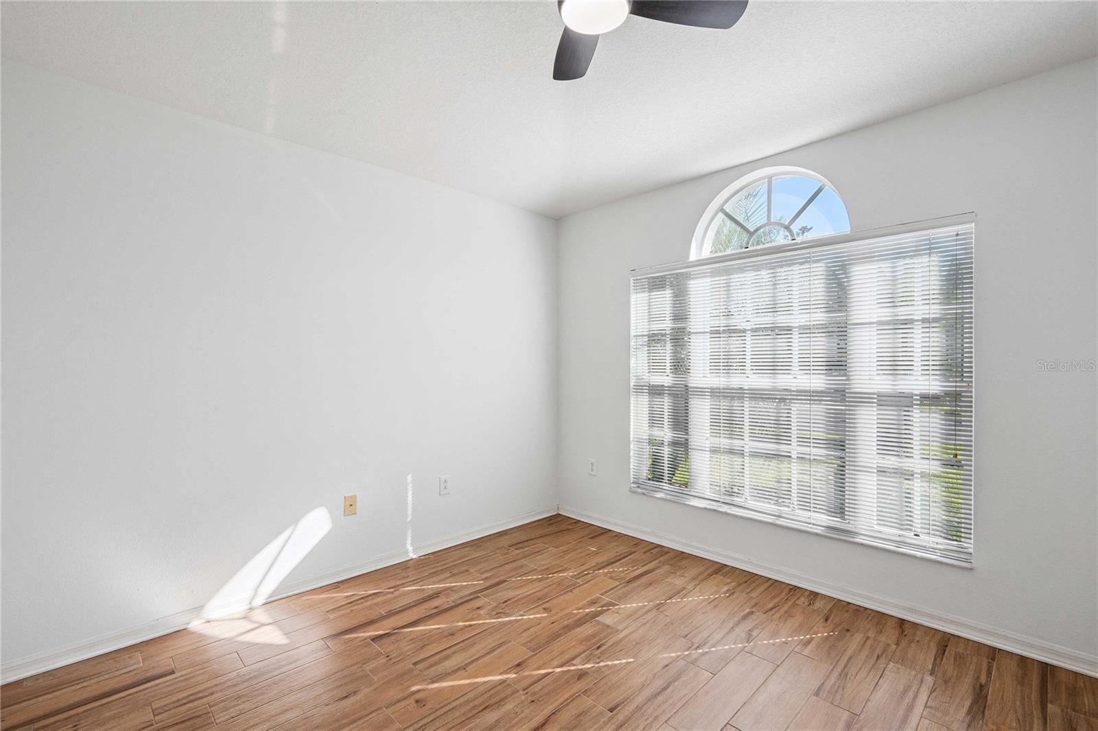 Image 36 of 68 For 31052 Wrencrest Drive