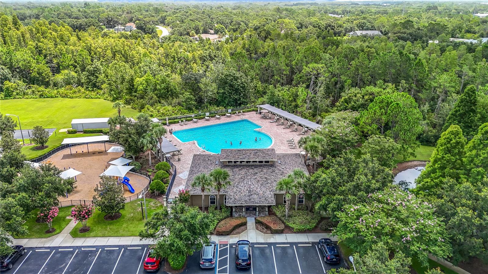 Listing photo id 43 for 4528 Coachford Drive
