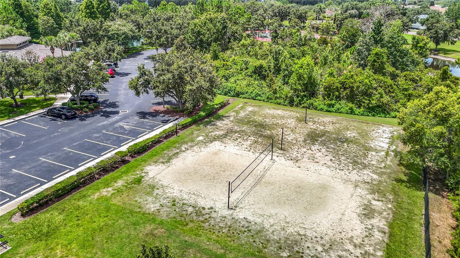 Listing photo id 48 for 4528 Coachford Drive