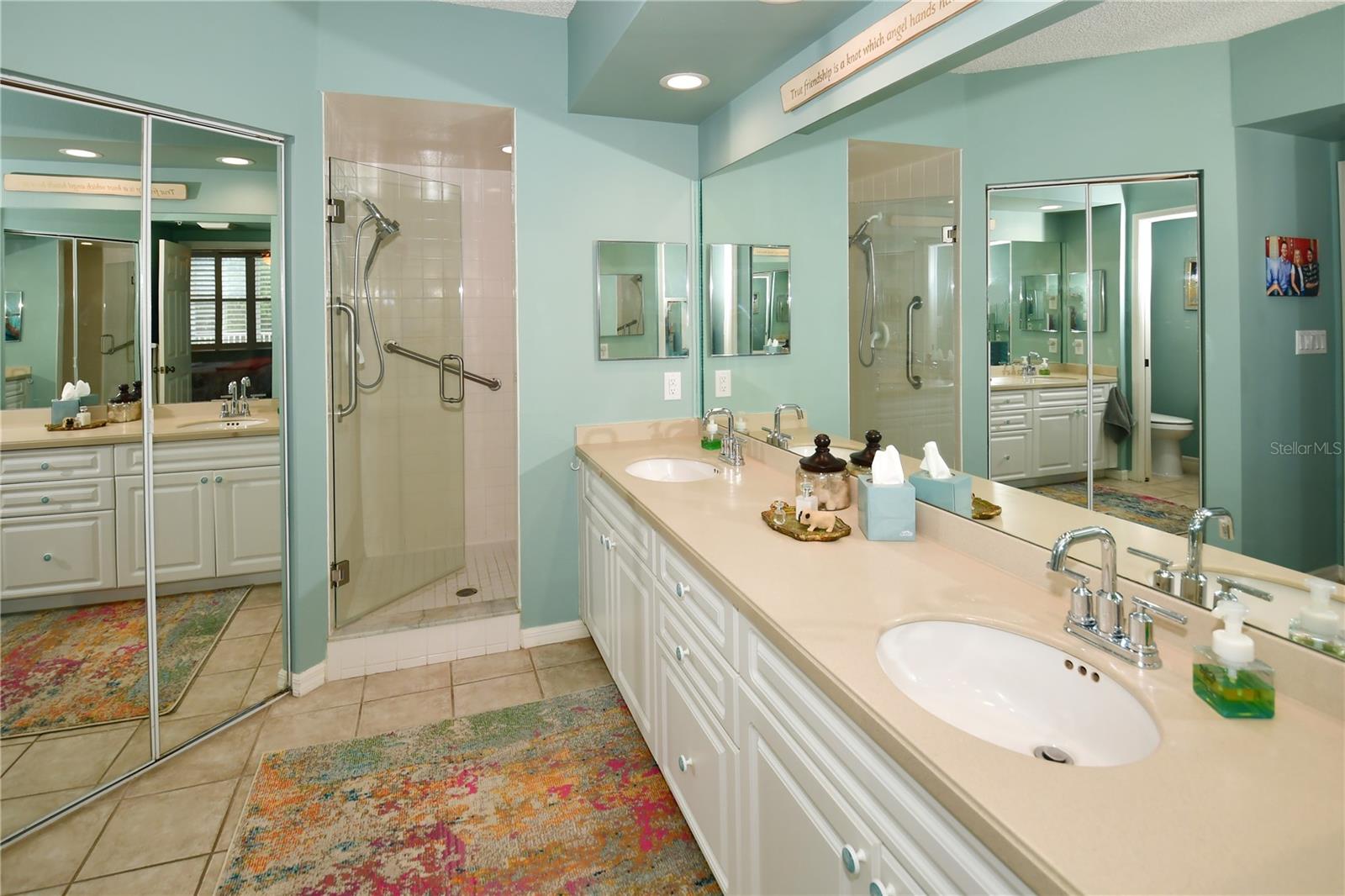 Image 17 of 26 For 6425 Shoreline Drive 10103