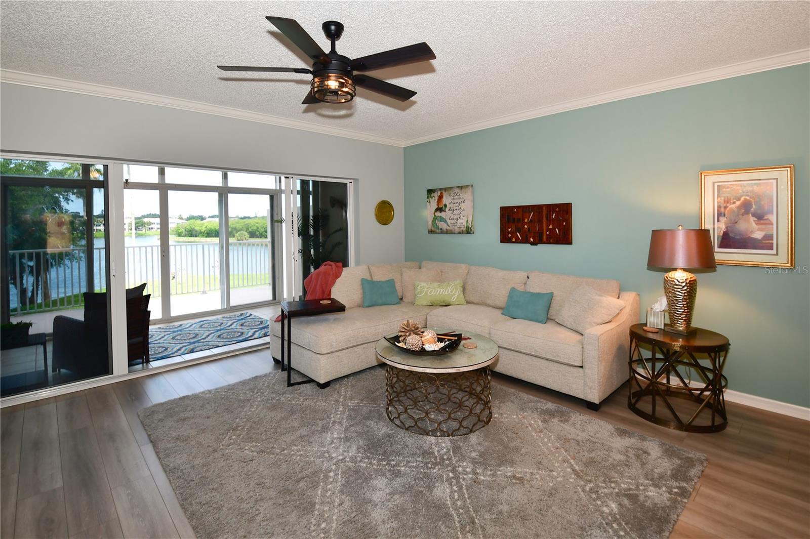 Image 5 of 26 For 6425 Shoreline Drive 10103