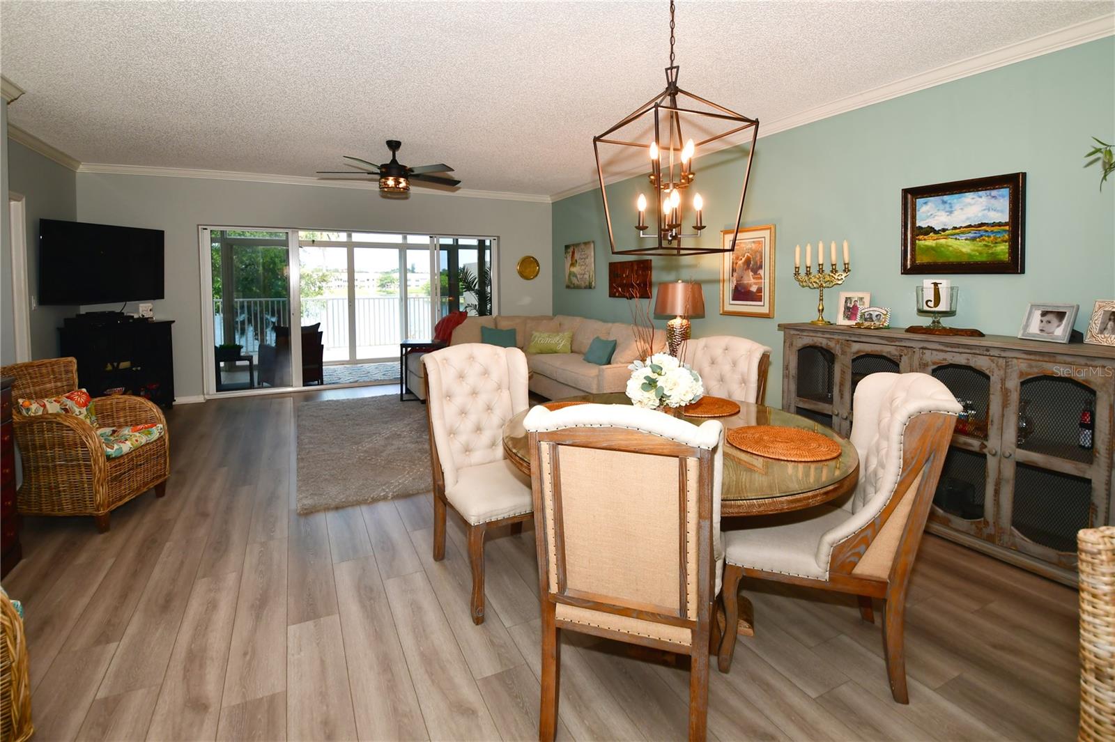 Image 6 of 26 For 6425 Shoreline Drive 10103