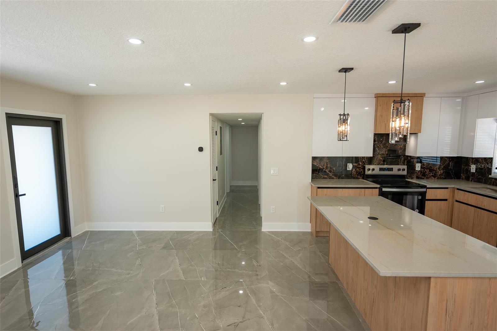 Image 17 of 62 For 8217 Tanglewood Lane