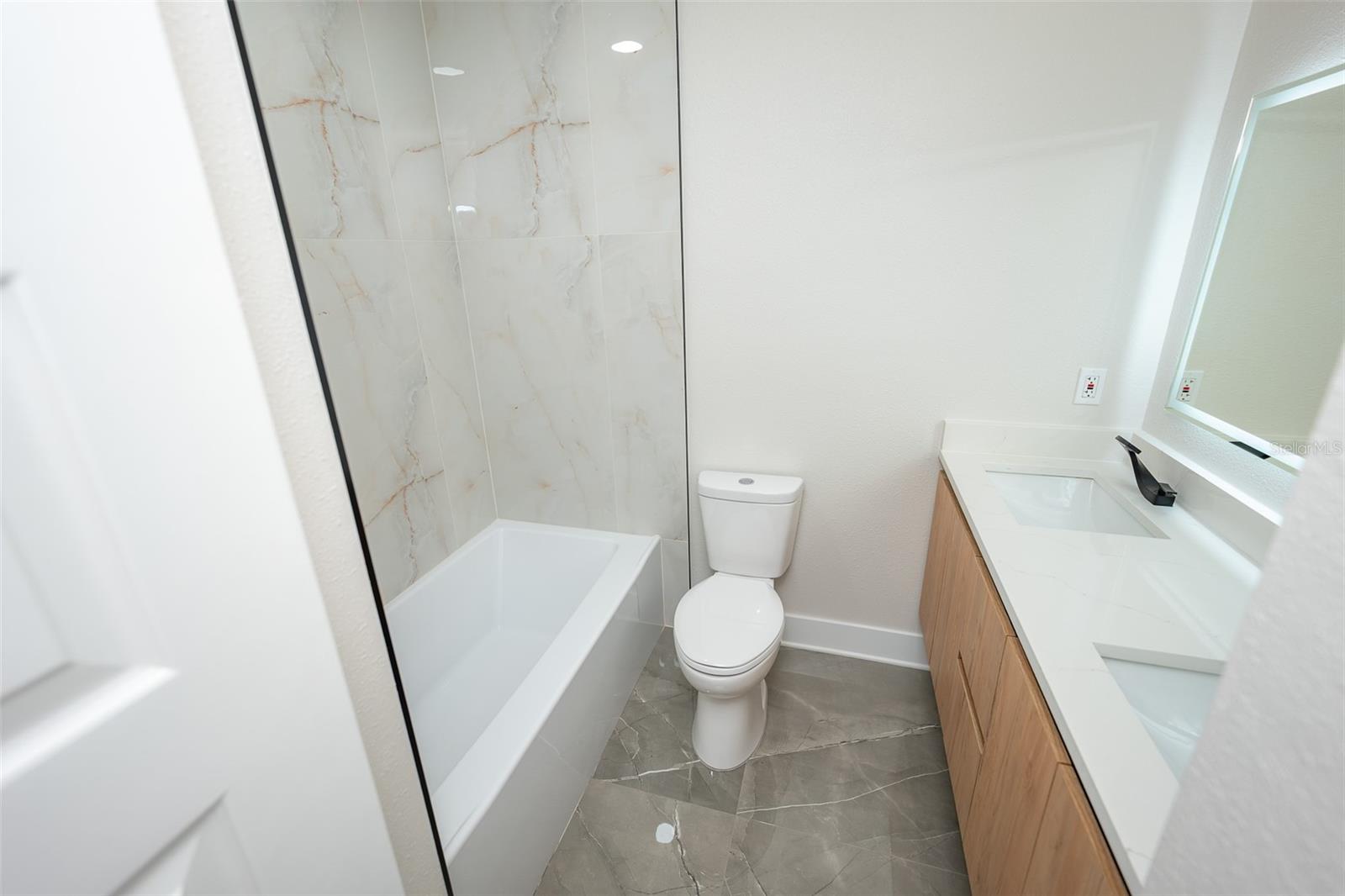 Image 20 of 62 For 8217 Tanglewood Lane