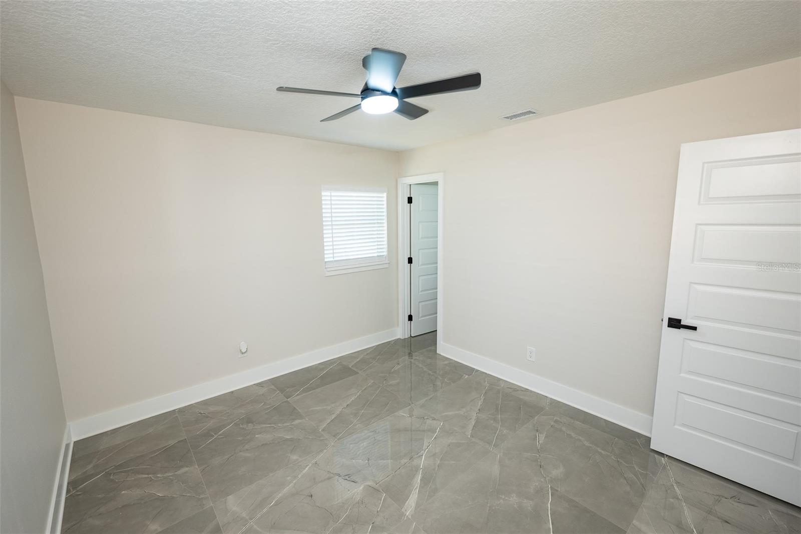 Image 25 of 62 For 8217 Tanglewood Lane