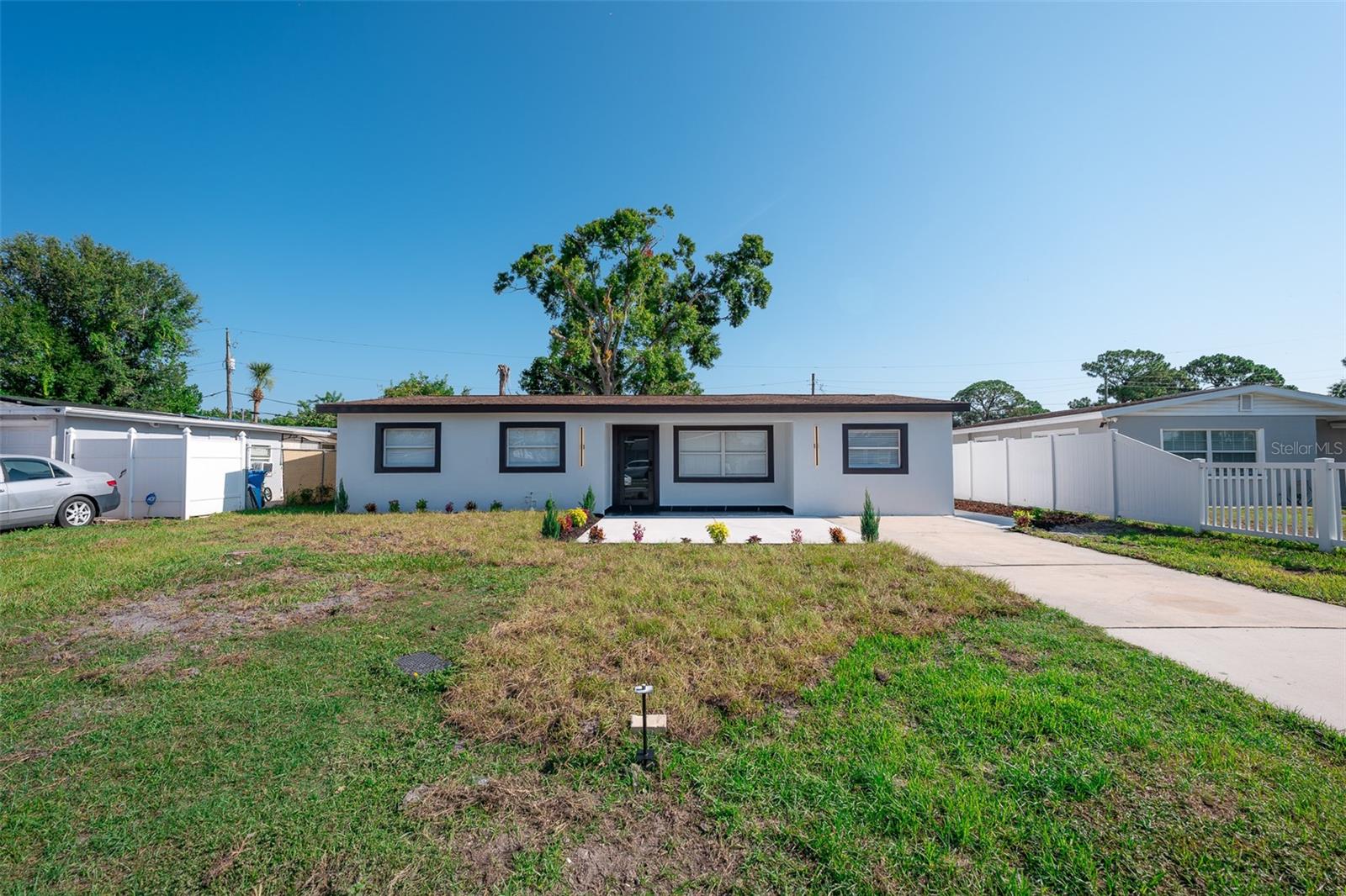Image 3 of 62 For 8217 Tanglewood Lane