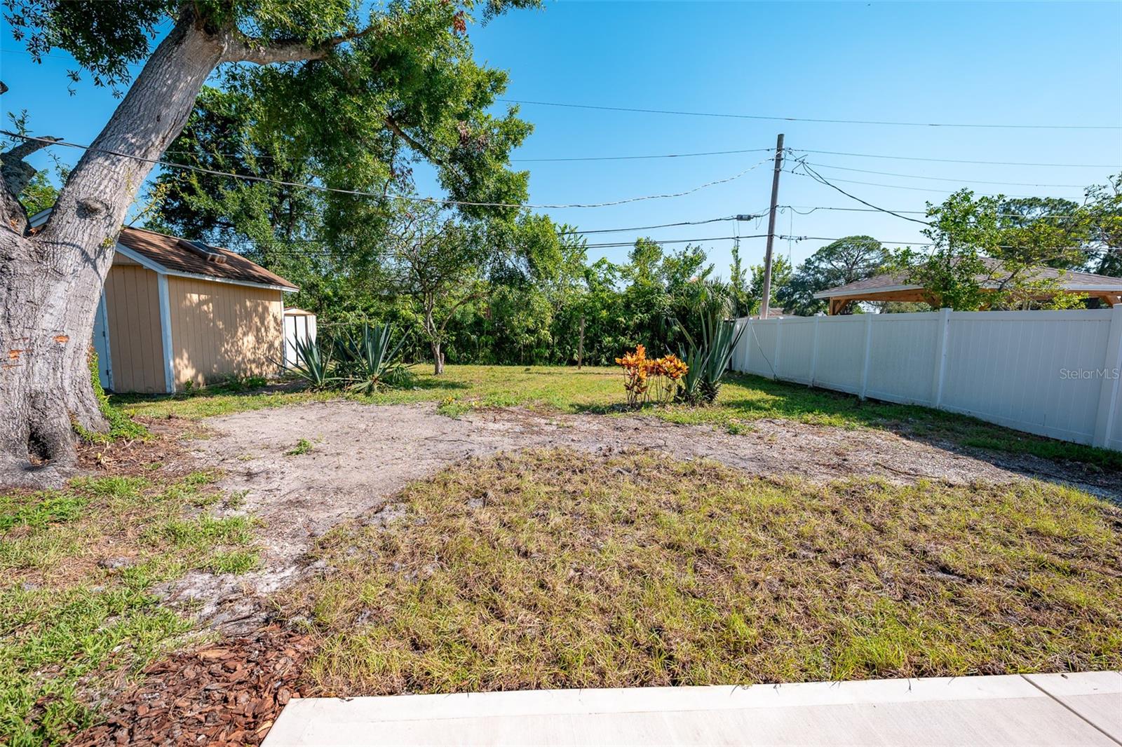 Image 50 of 62 For 8217 Tanglewood Lane
