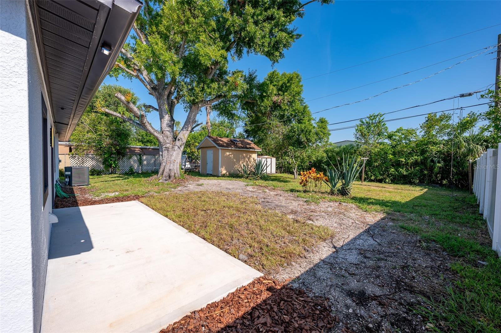 Image 51 of 62 For 8217 Tanglewood Lane