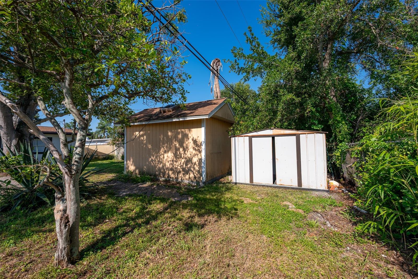Image 53 of 62 For 8217 Tanglewood Lane