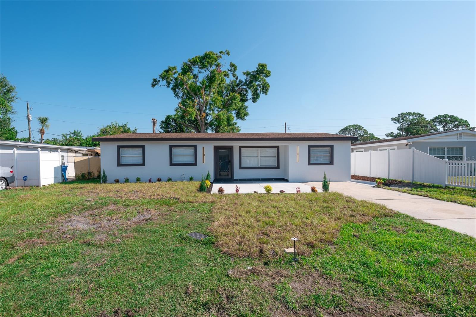 Image 6 of 62 For 8217 Tanglewood Lane