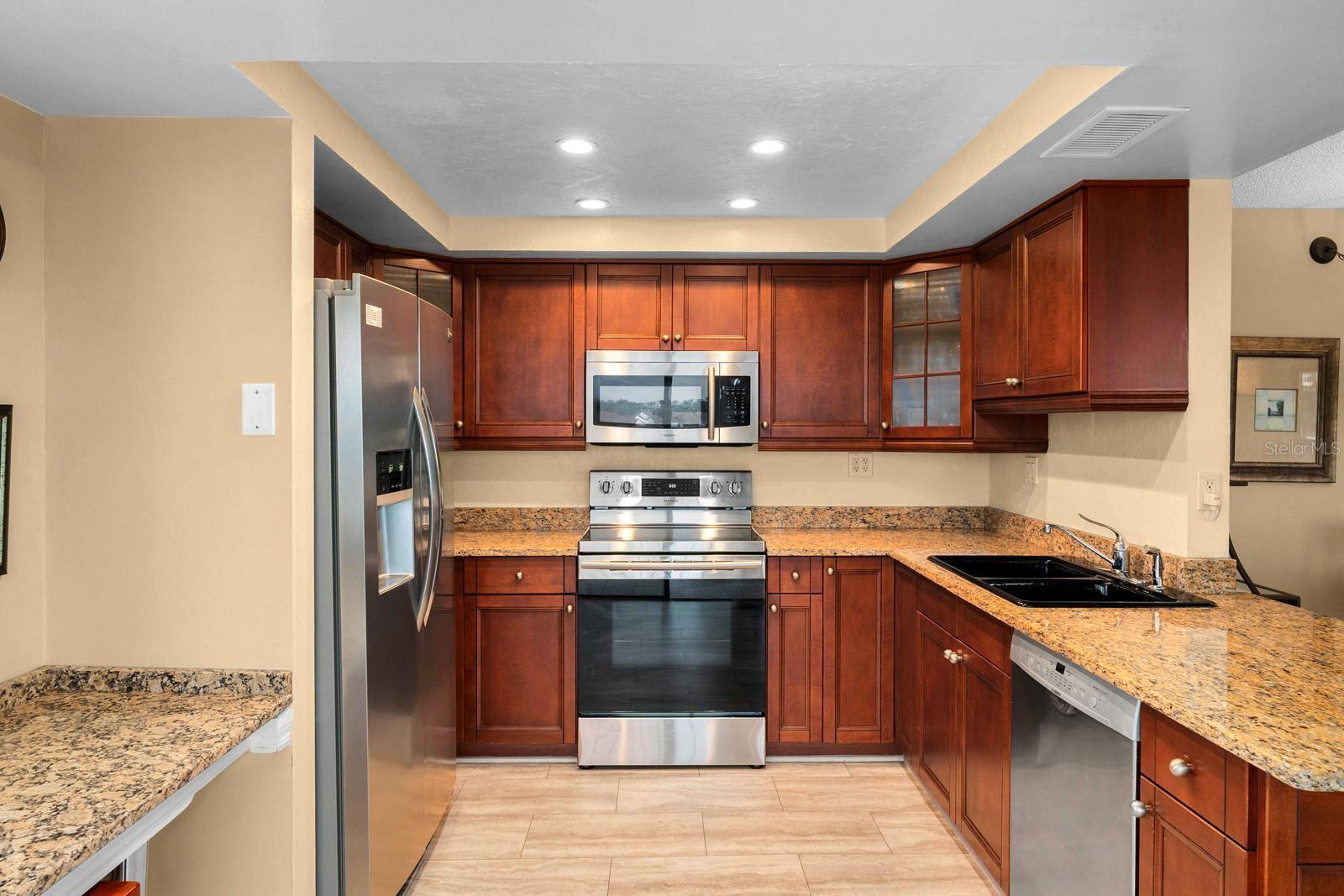 Image 13 of 30 For 6365 Bahia Del Mar Boulevard 604