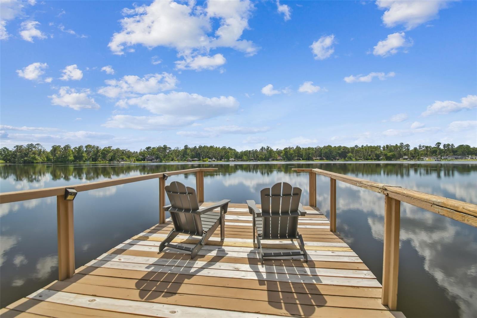 Image 4 of 65 For 20006 Lake Holly Drive