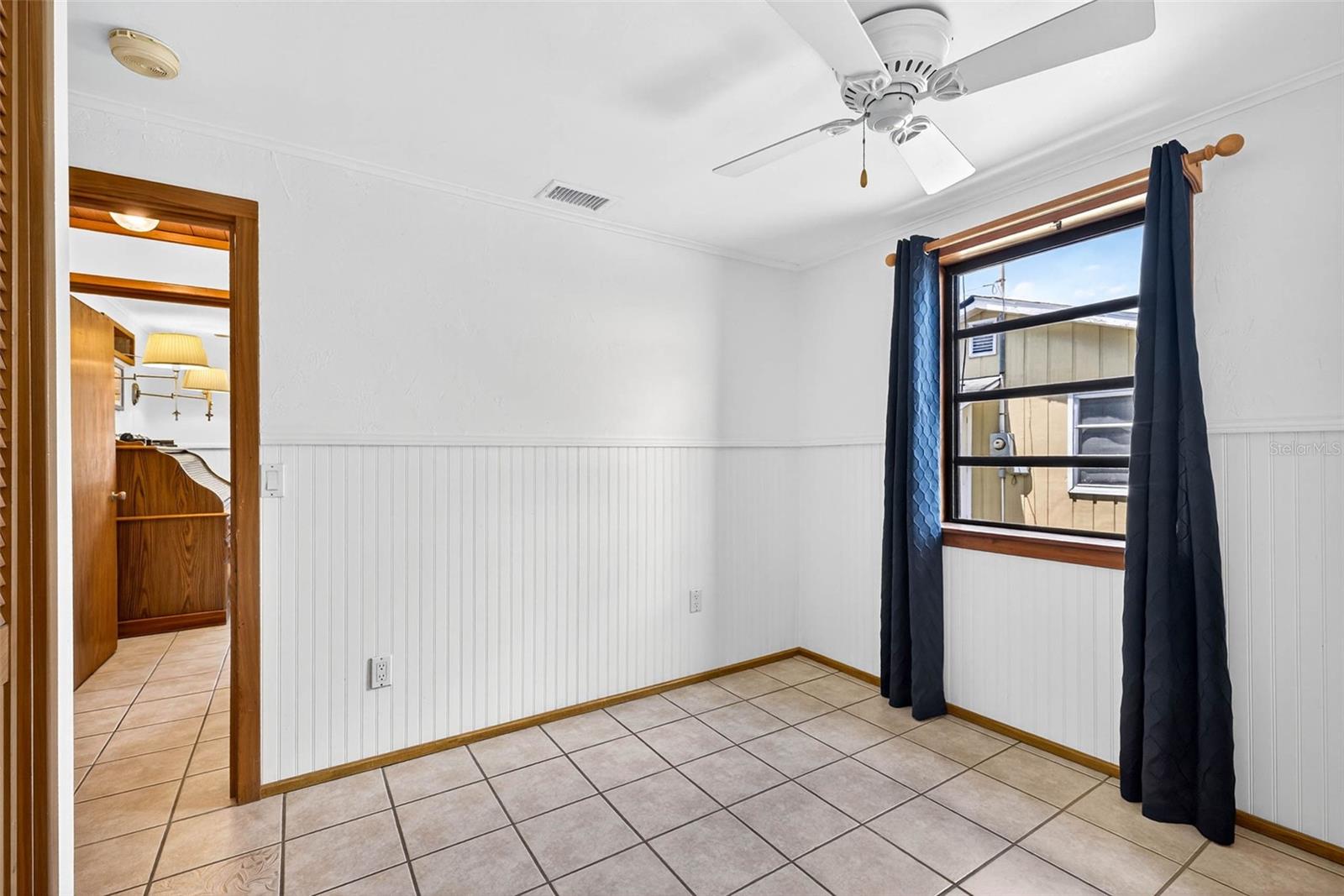 Image 30 of 92 For 2487 Sunset Vista Drive