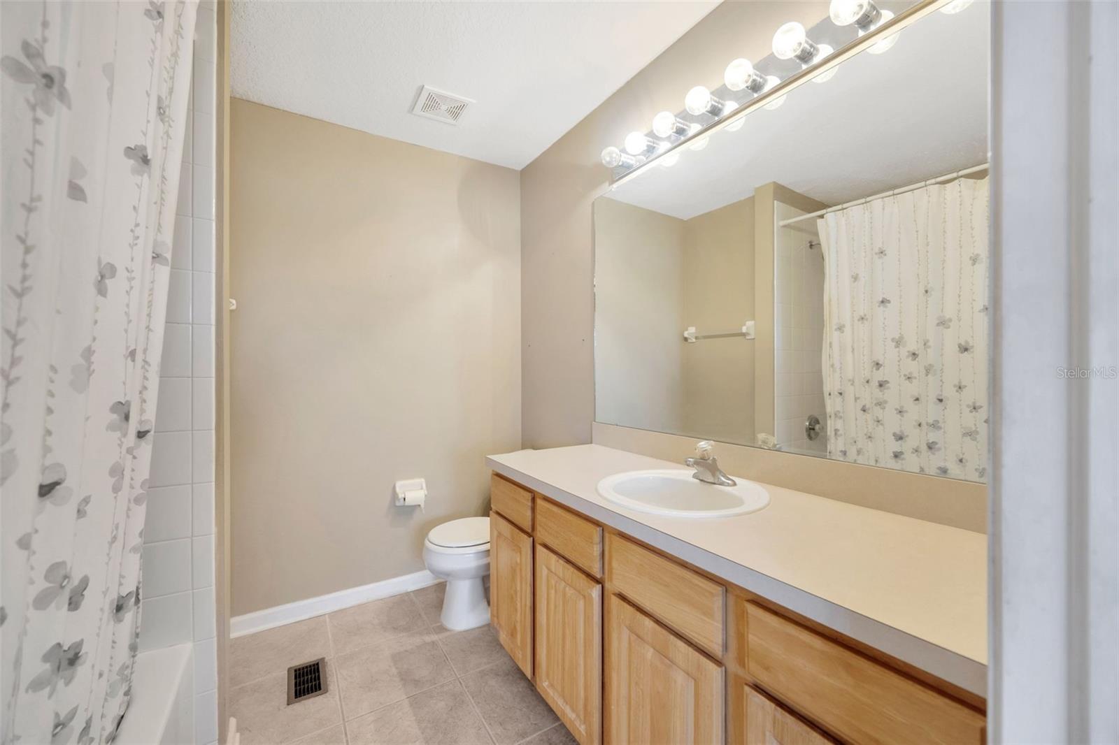Image 14 of 20 For 10141 Bessemer Pond Court