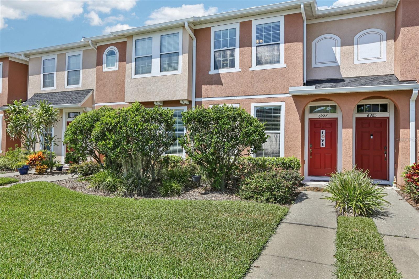 Details for 6927 Towering Spruce Drive, RIVERVIEW, FL 33578