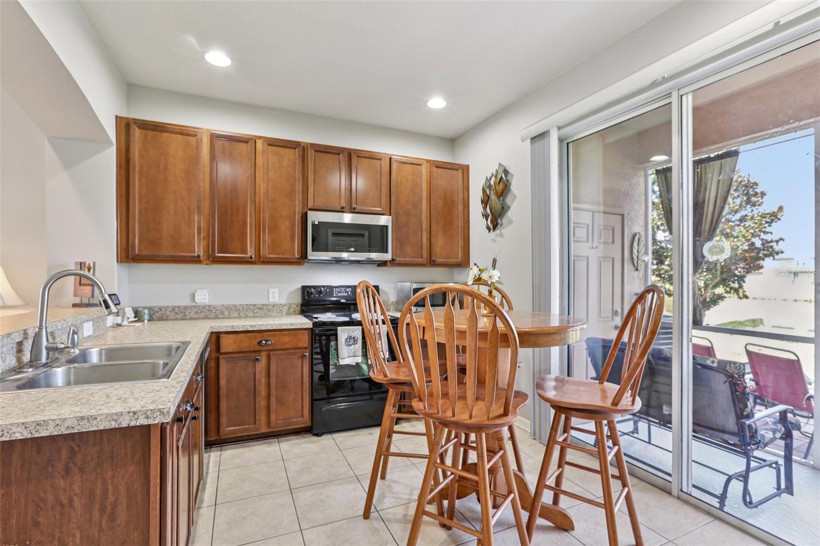 Image 7 of 27 For 6927 Towering Spruce Drive