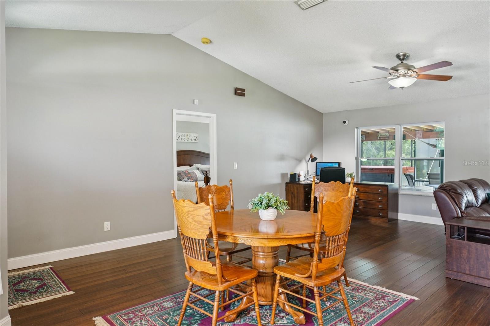Image 19 of 93 For 5425 Eagle Boulevard