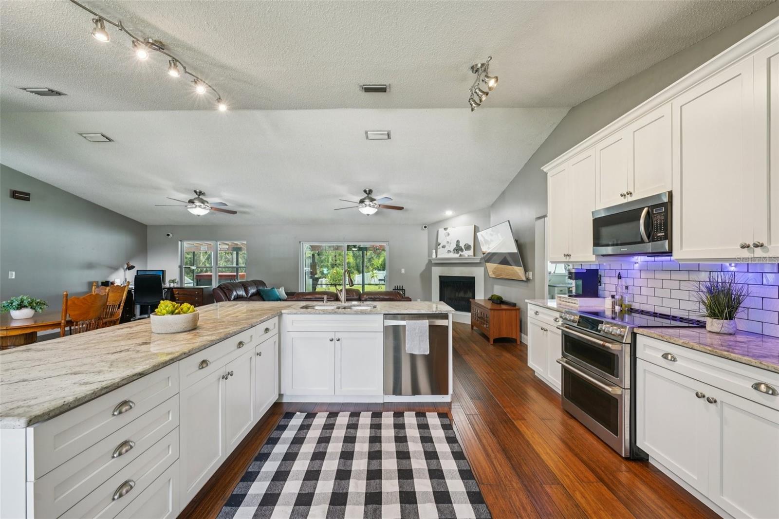 Image 22 of 93 For 5425 Eagle Boulevard