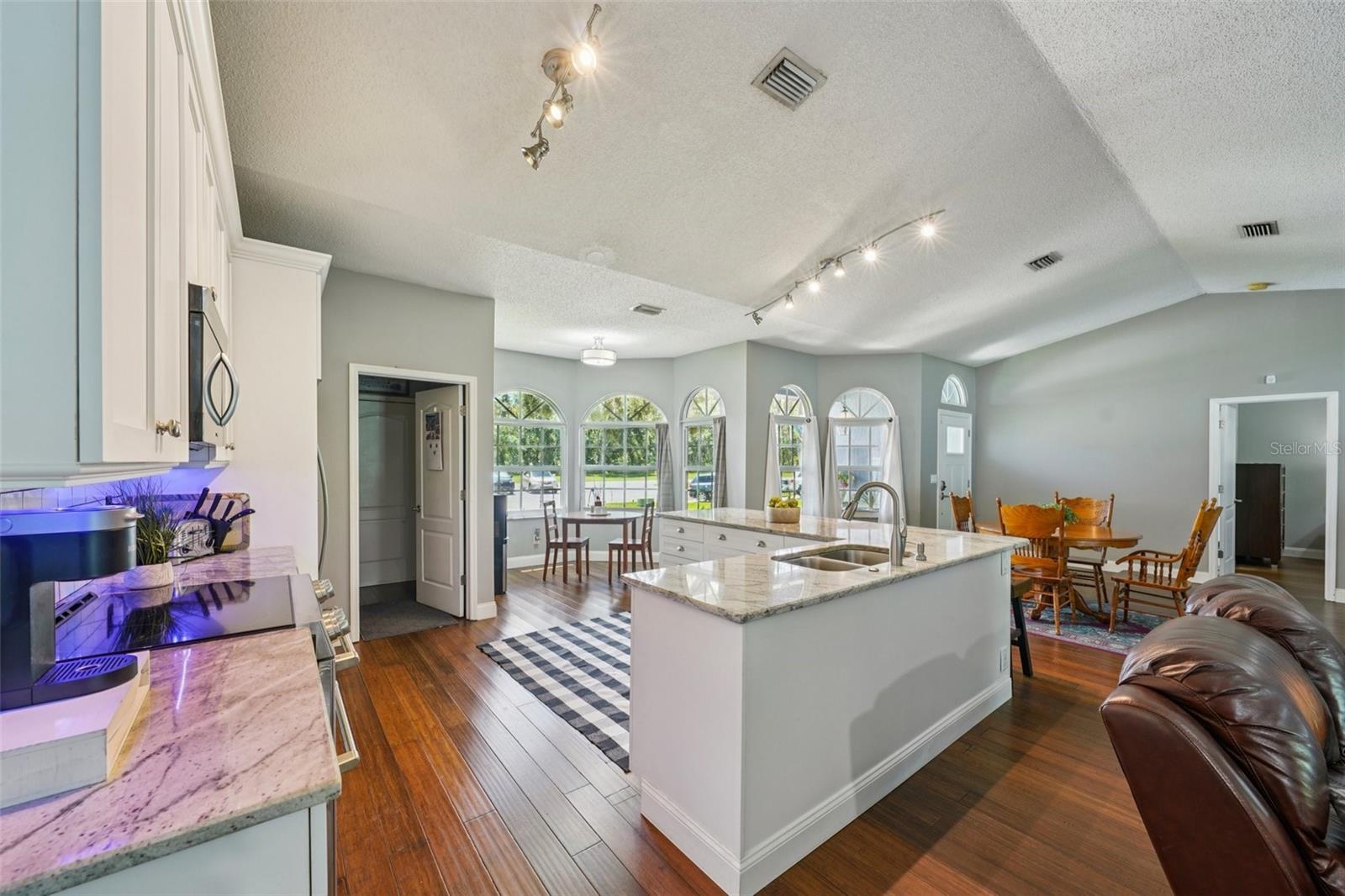 Image 23 of 93 For 5425 Eagle Boulevard