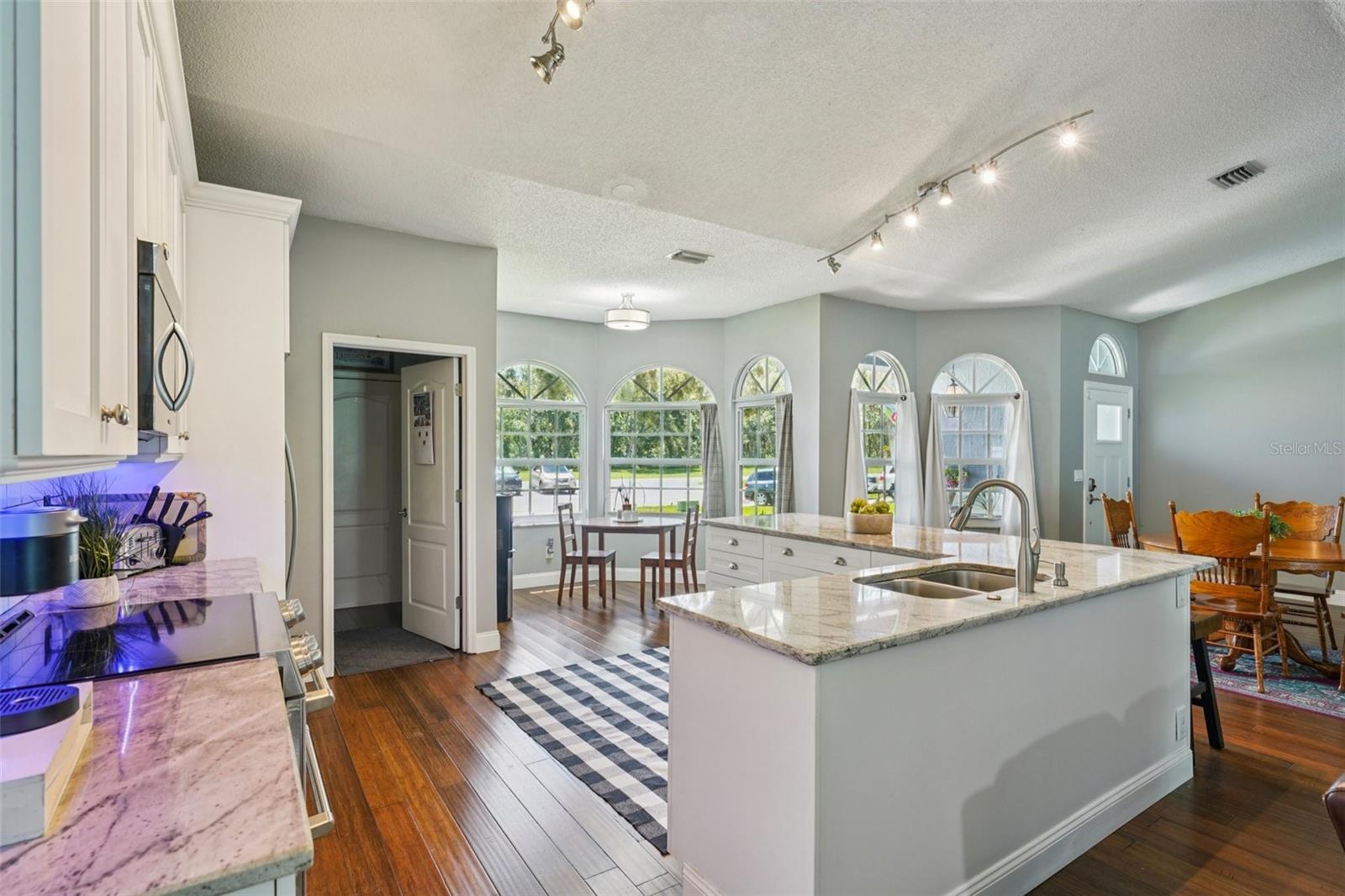 Image 24 of 93 For 5425 Eagle Boulevard