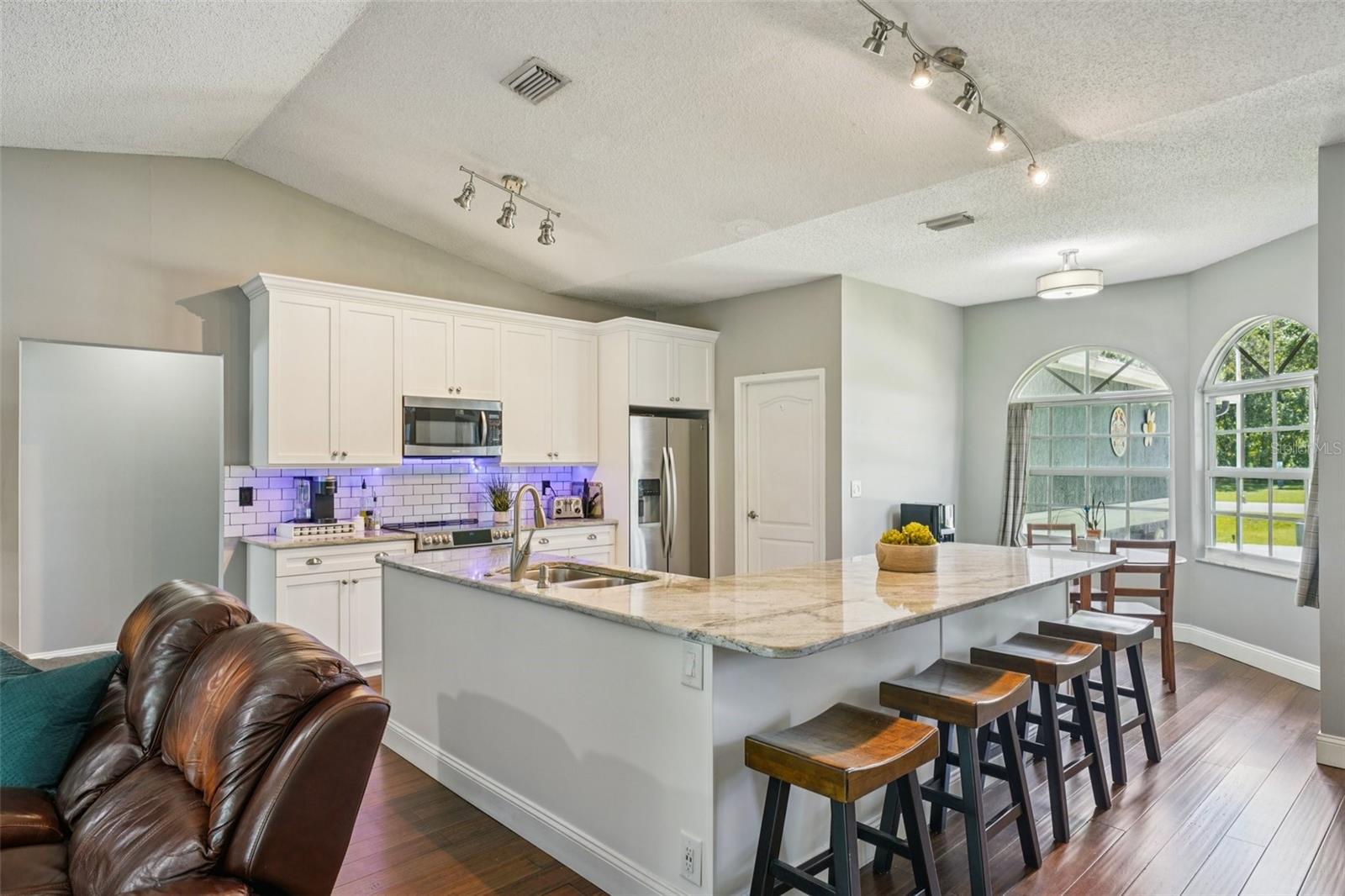 Image 26 of 93 For 5425 Eagle Boulevard