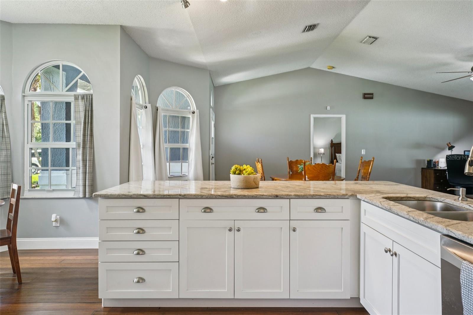Image 32 of 93 For 5425 Eagle Boulevard