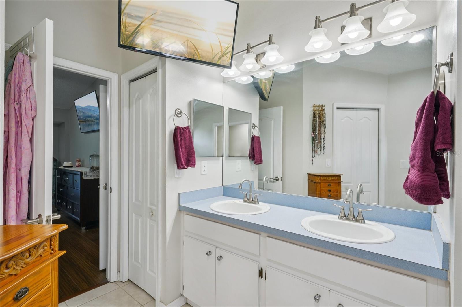 Image 42 of 93 For 5425 Eagle Boulevard