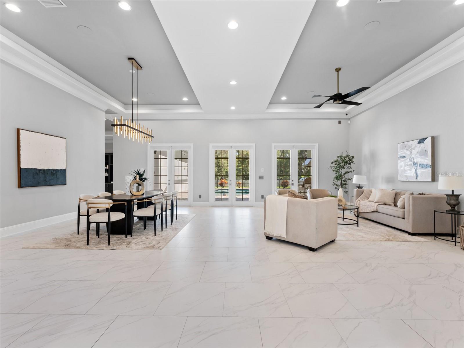 Listing photo id 9 for 8625 Tarpon Springs Road