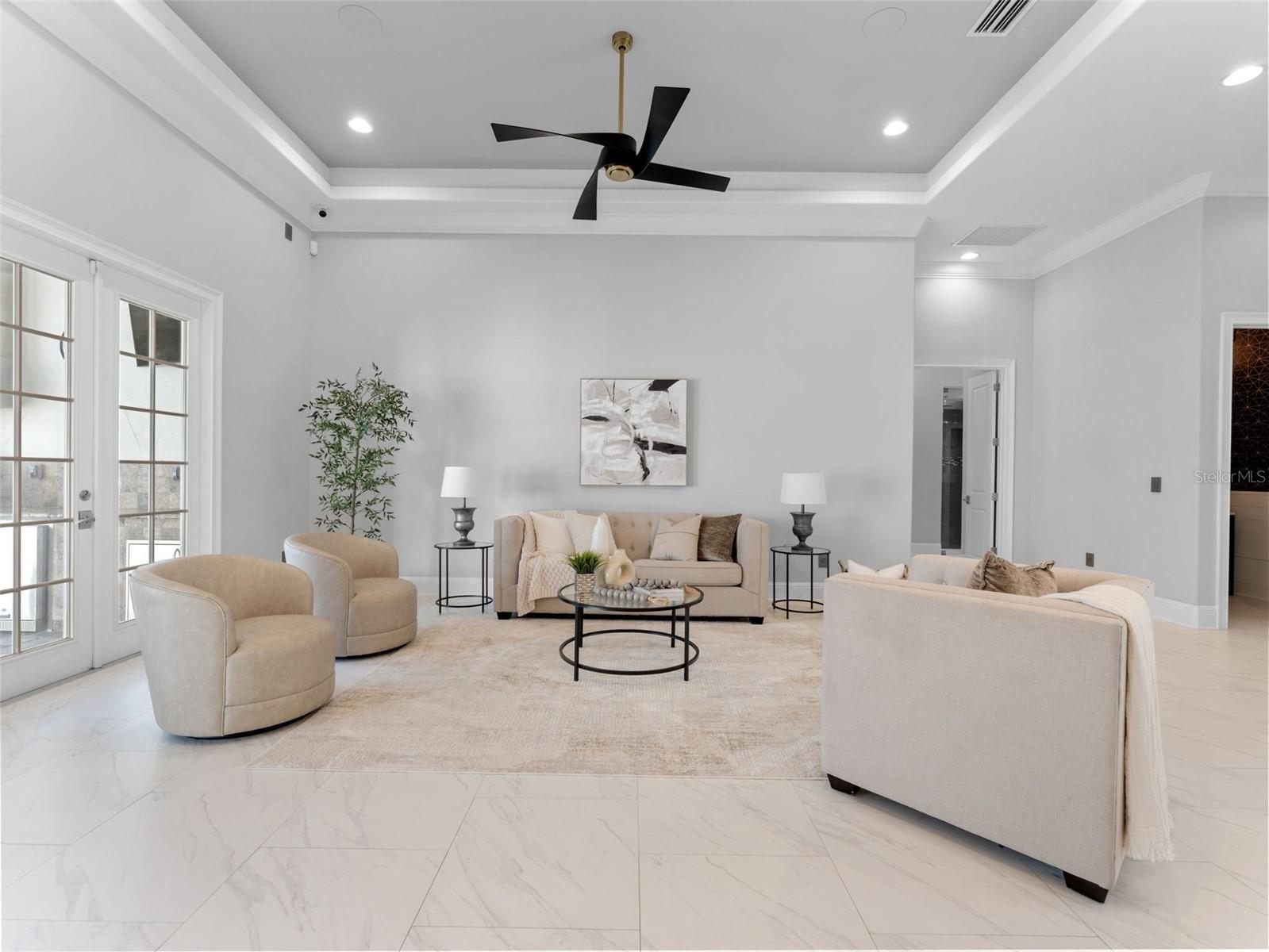 Listing photo id 12 for 8625 Tarpon Springs Road