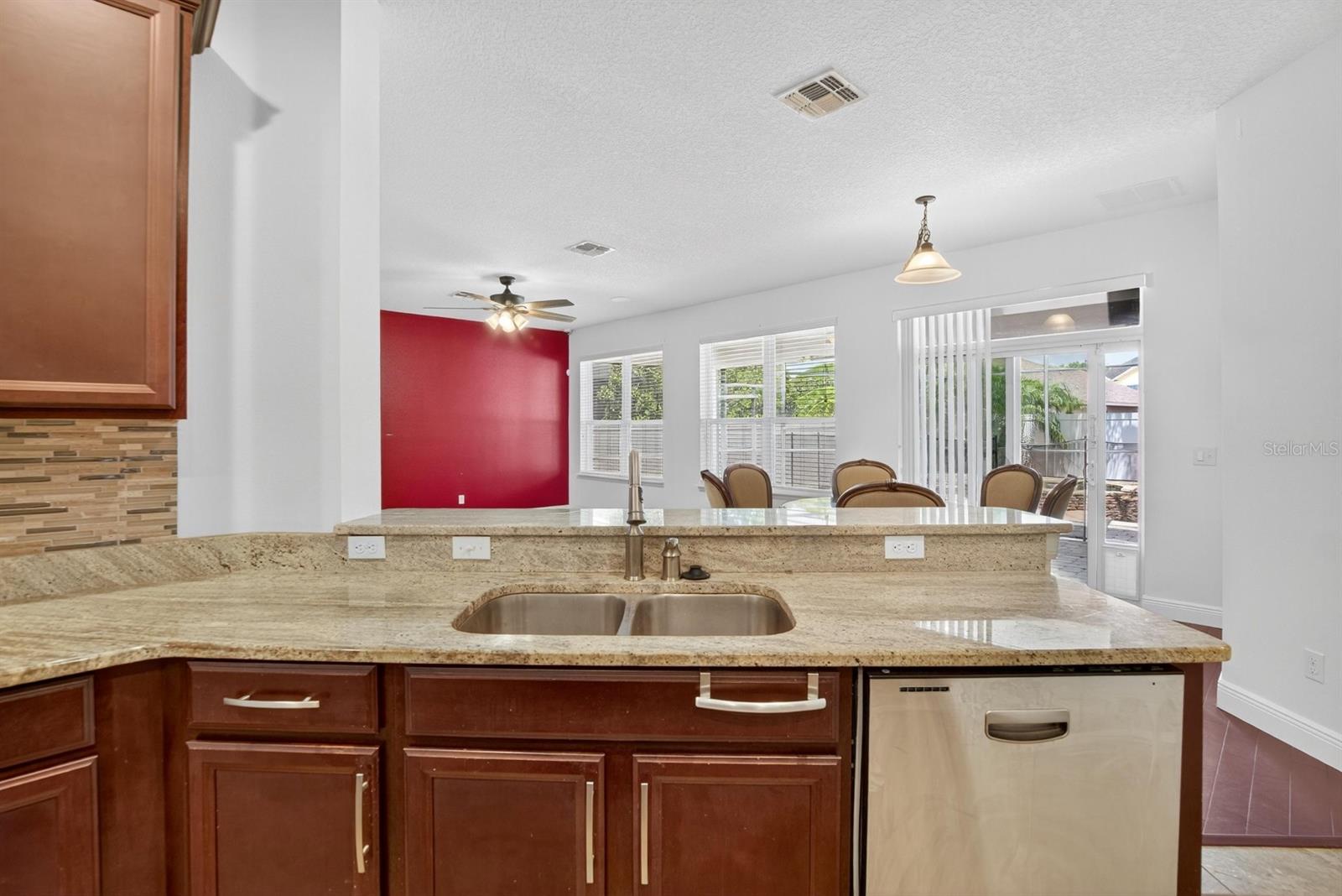 Image 10 of 52 For 4611 Cypress River Road