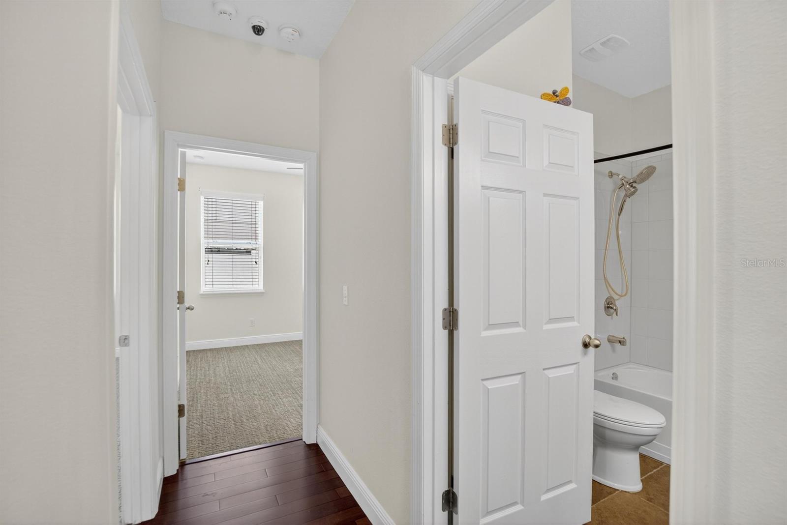 Image 31 of 52 For 4611 Cypress River Road
