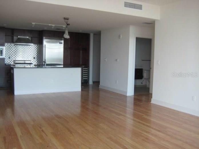 Image 4 of 19 For 1120 Kennedy Boulevard 1111