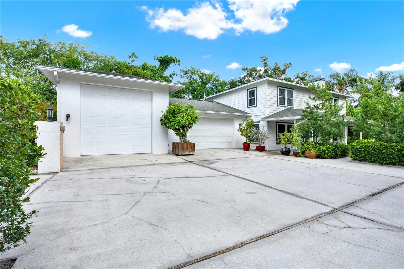 Image 33 of 39 For 430 Wildwood Way