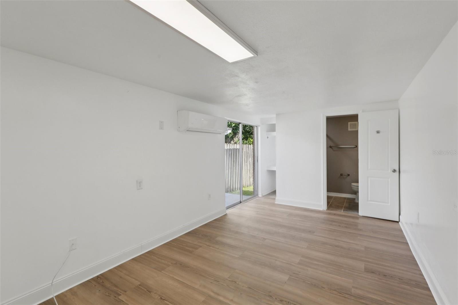 Image 30 of 53 For 7499 7th Street N