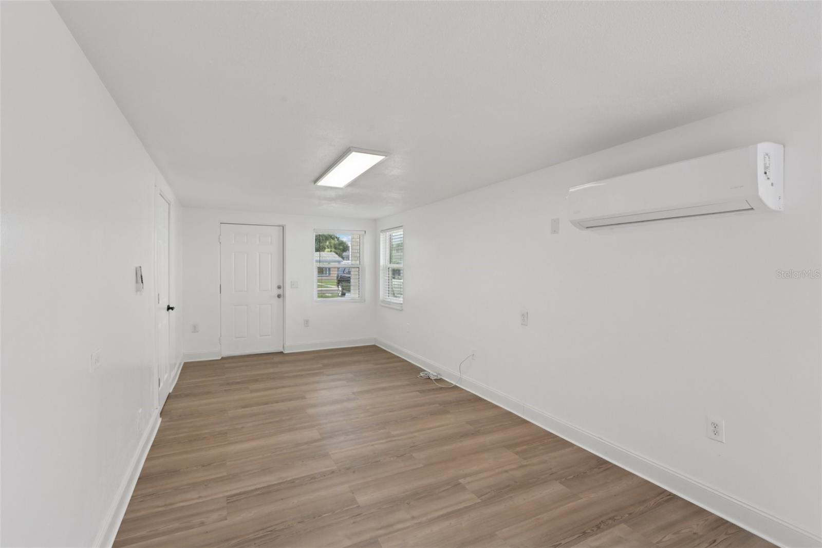 Image 33 of 53 For 7499 7th Street N
