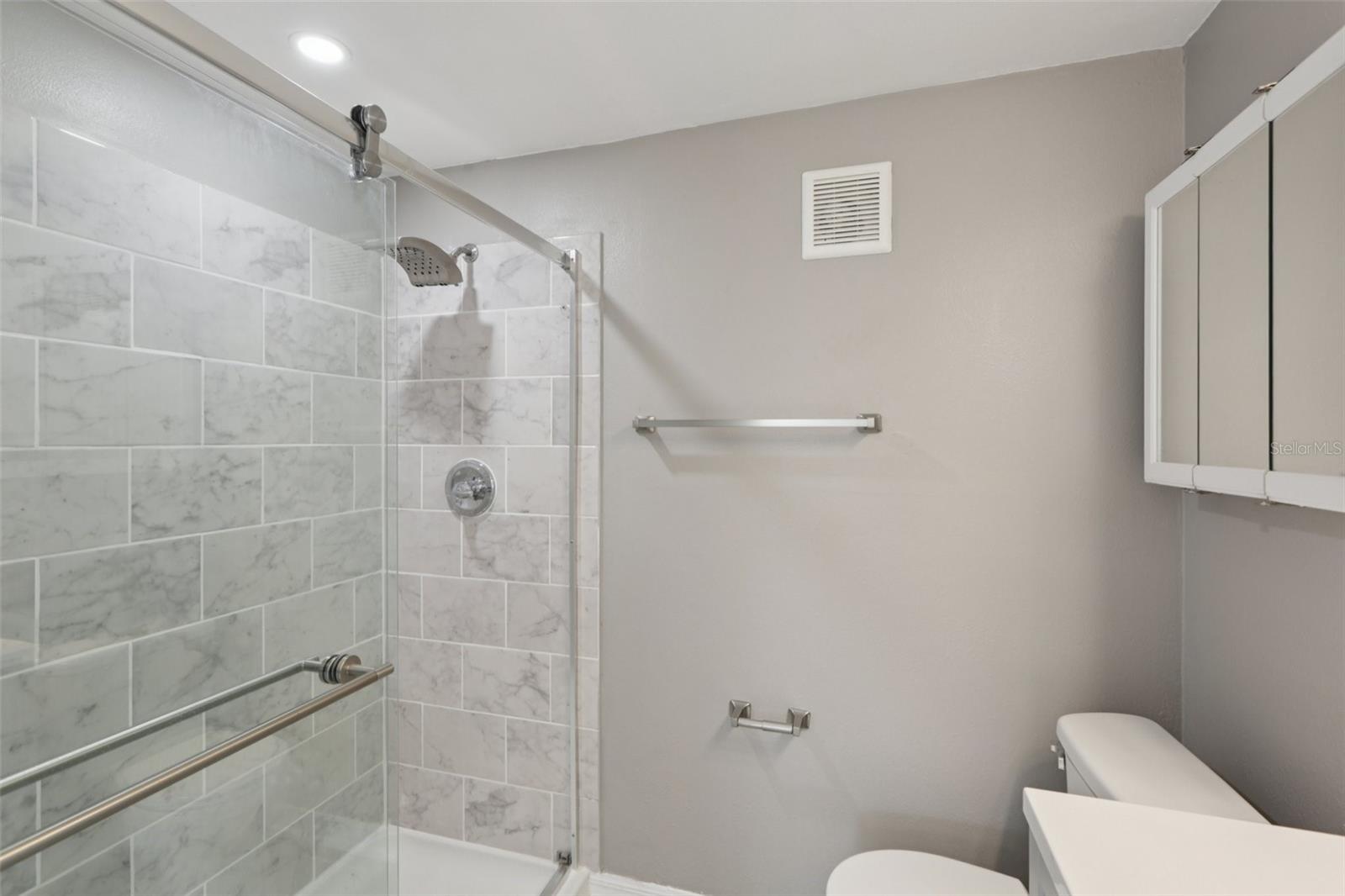 Image 34 of 53 For 7499 7th Street N