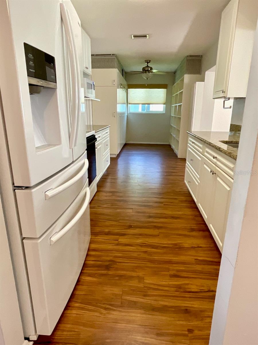 Image 7 of 43 For 9843 34th Way N 4