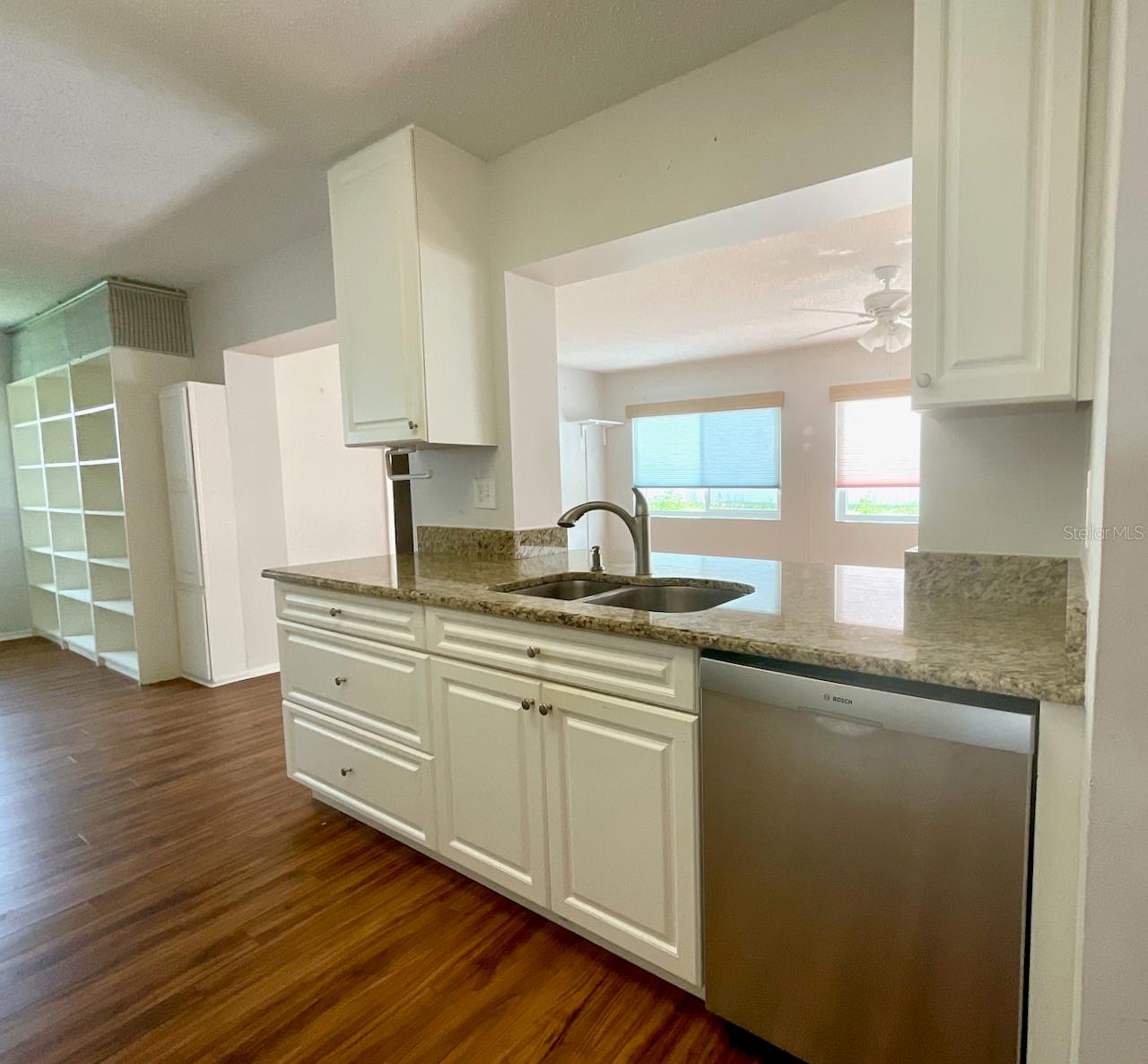 Image 8 of 43 For 9843 34th Way N 4