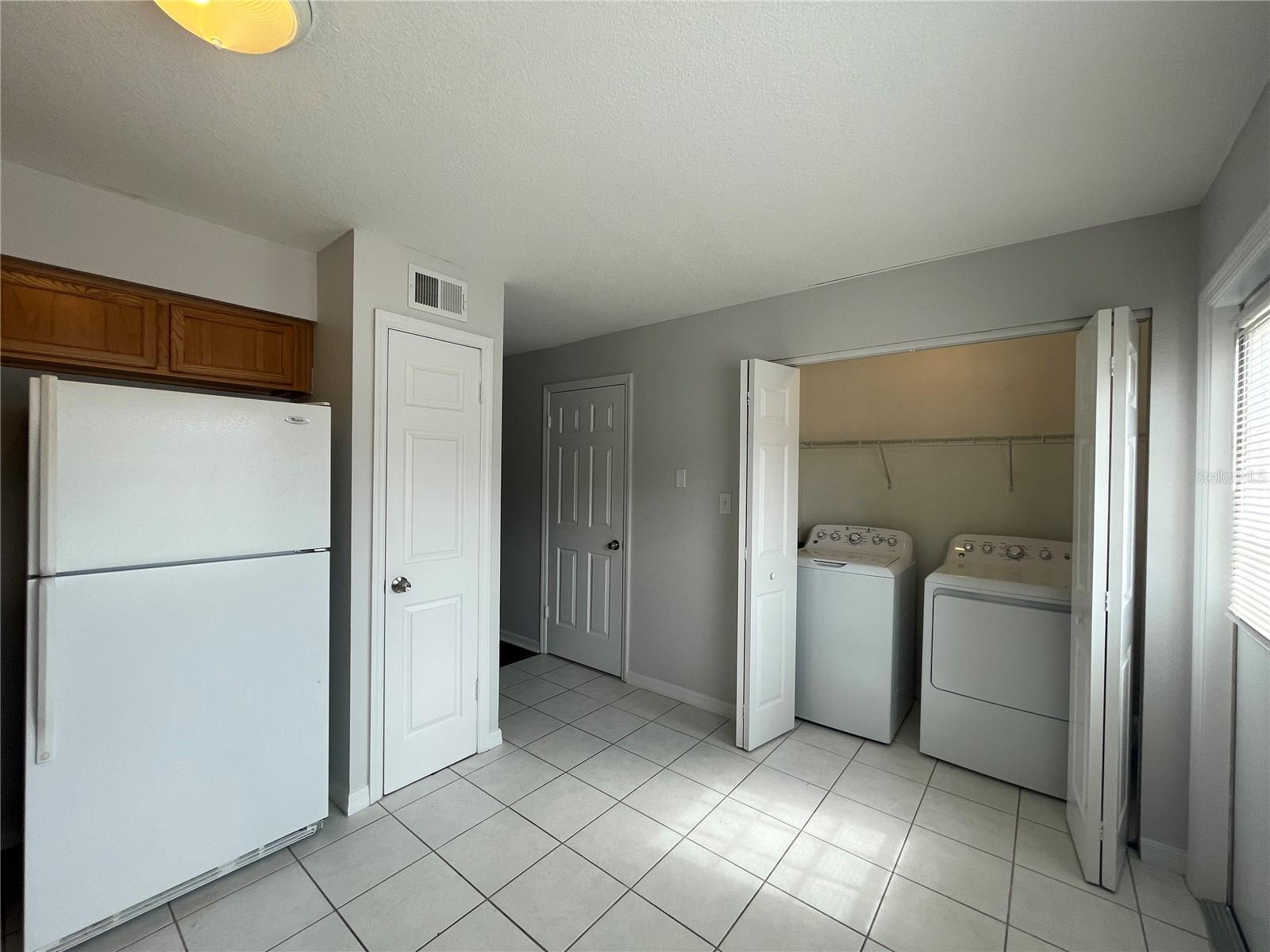 Image 10 of 22 For 13543 Embassy Park Ct