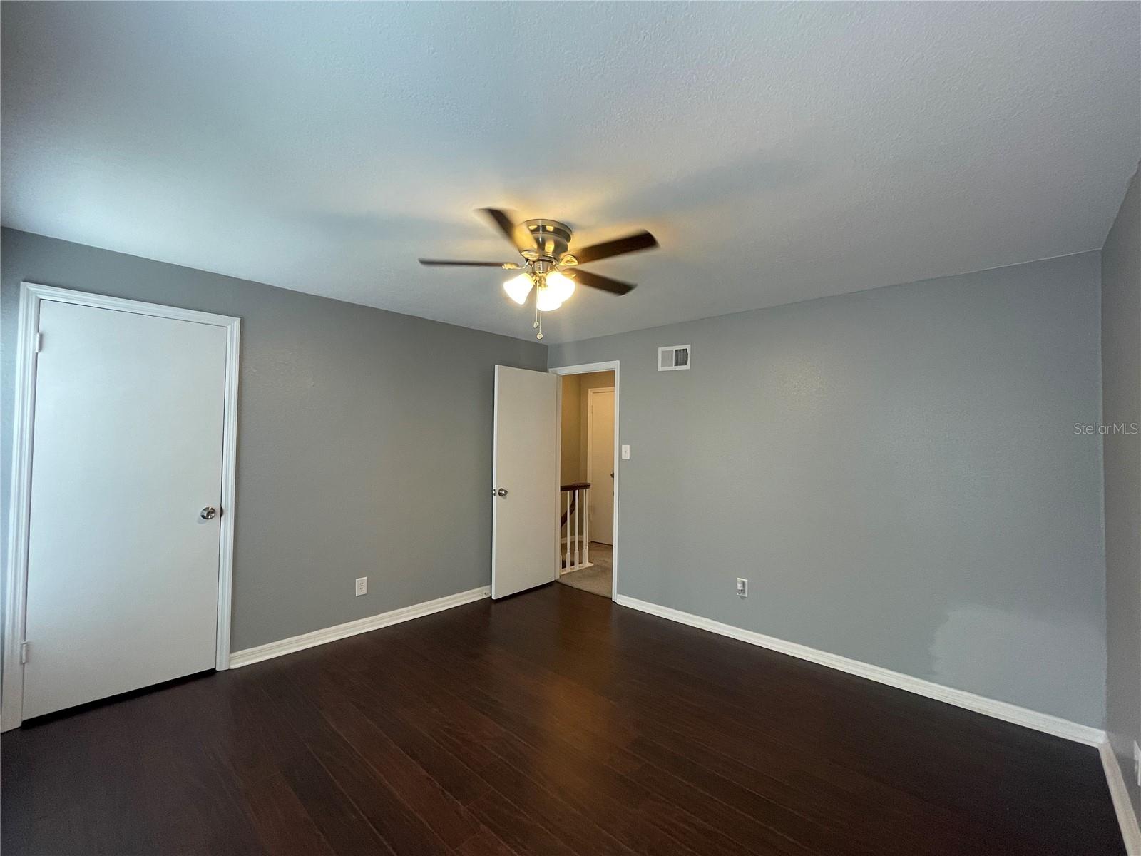 Image 13 of 22 For 13543 Embassy Park Ct