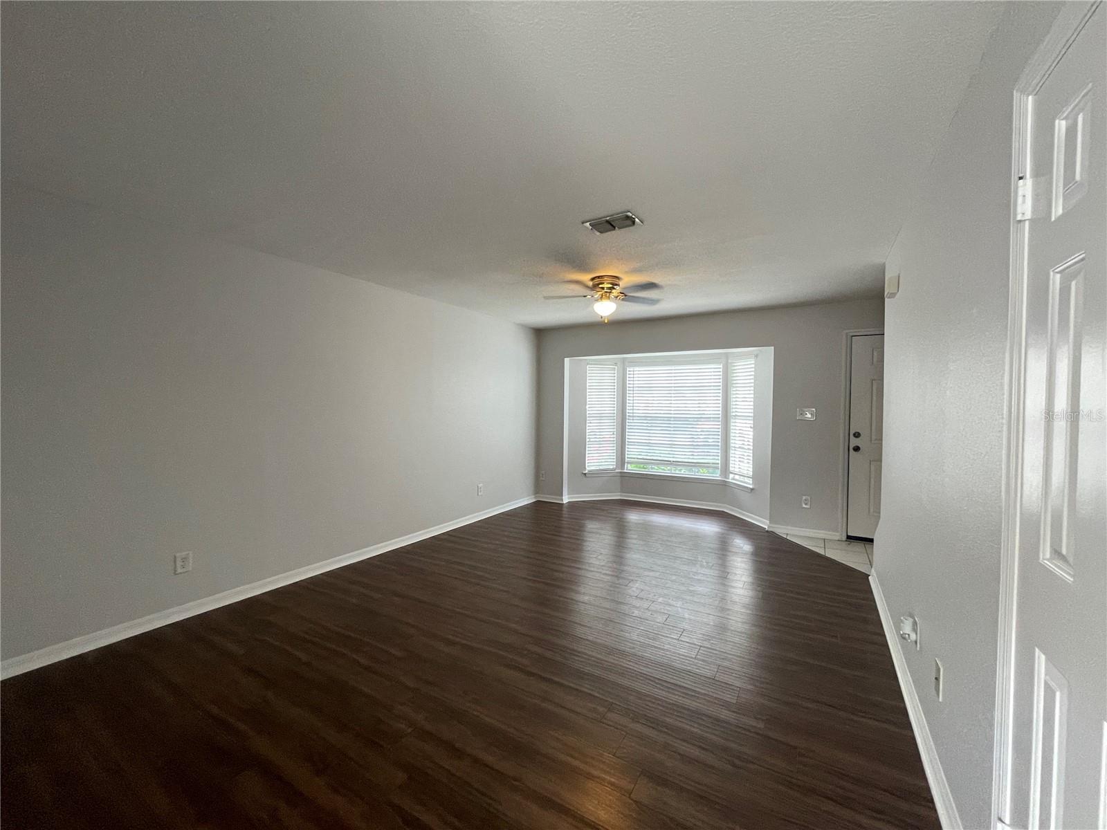 Image 5 of 22 For 13543 Embassy Park Ct