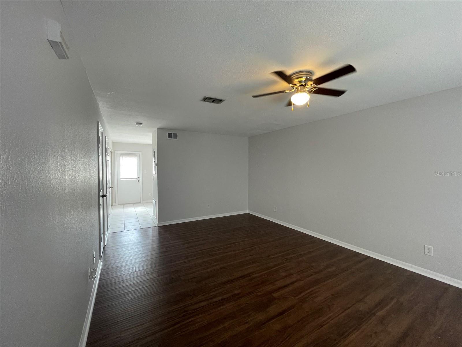 Image 6 of 22 For 13543 Embassy Park Ct