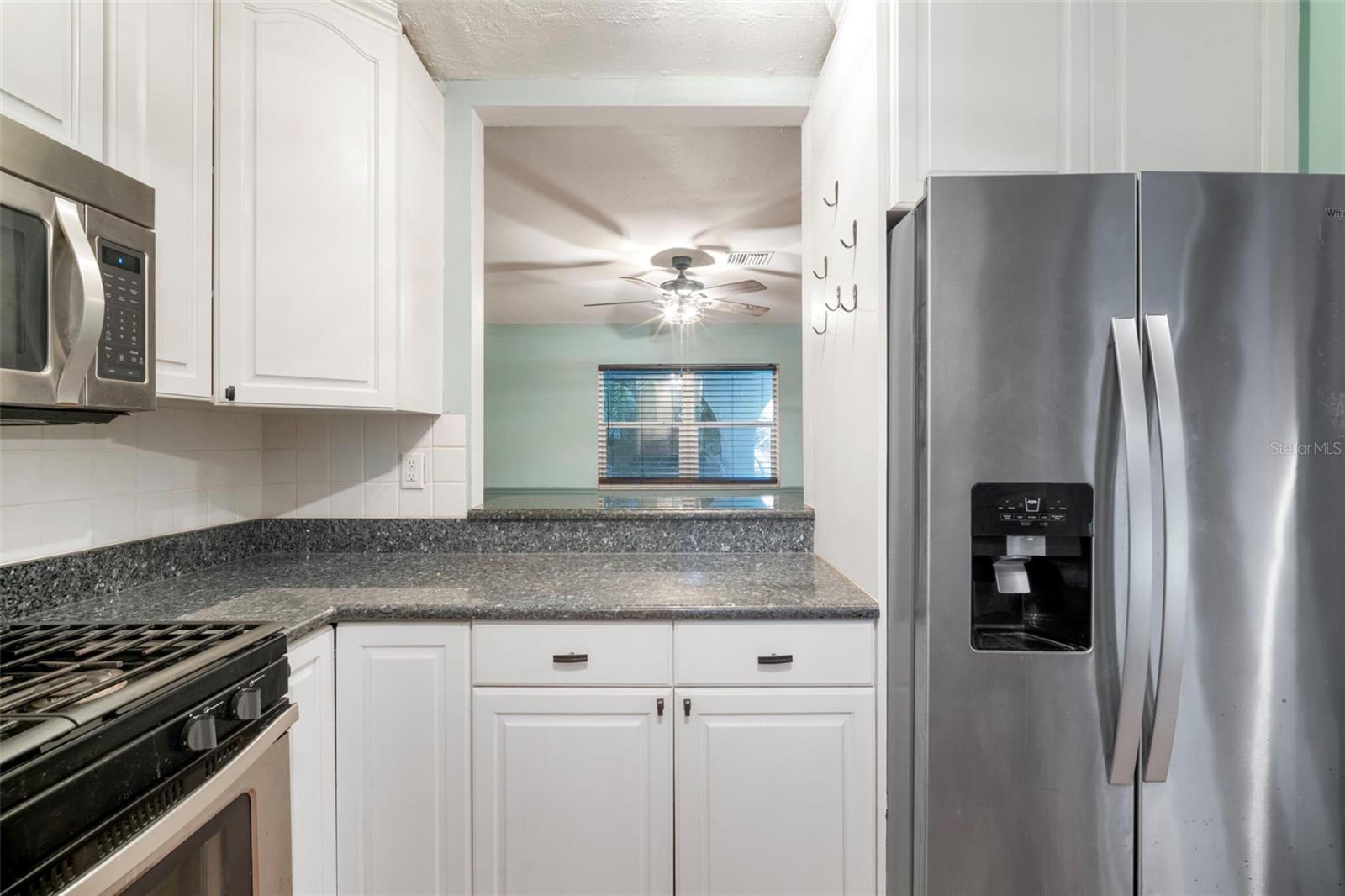 Image 34 of 61 For 5924 16th Lane Ne