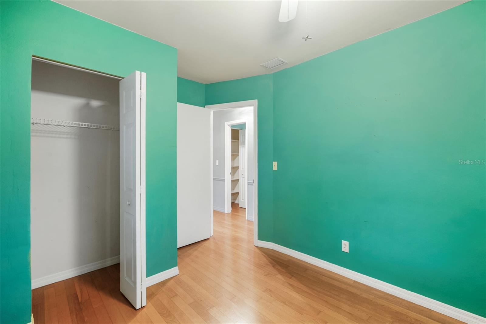 Image 47 of 61 For 5924 16th Lane Ne