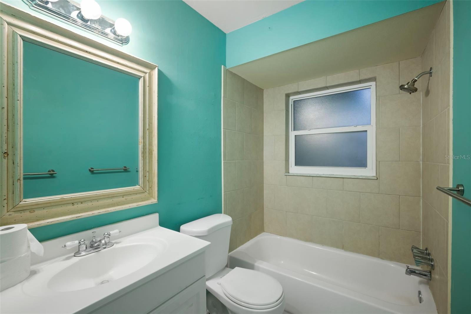 Image 51 of 61 For 5924 16th Lane Ne