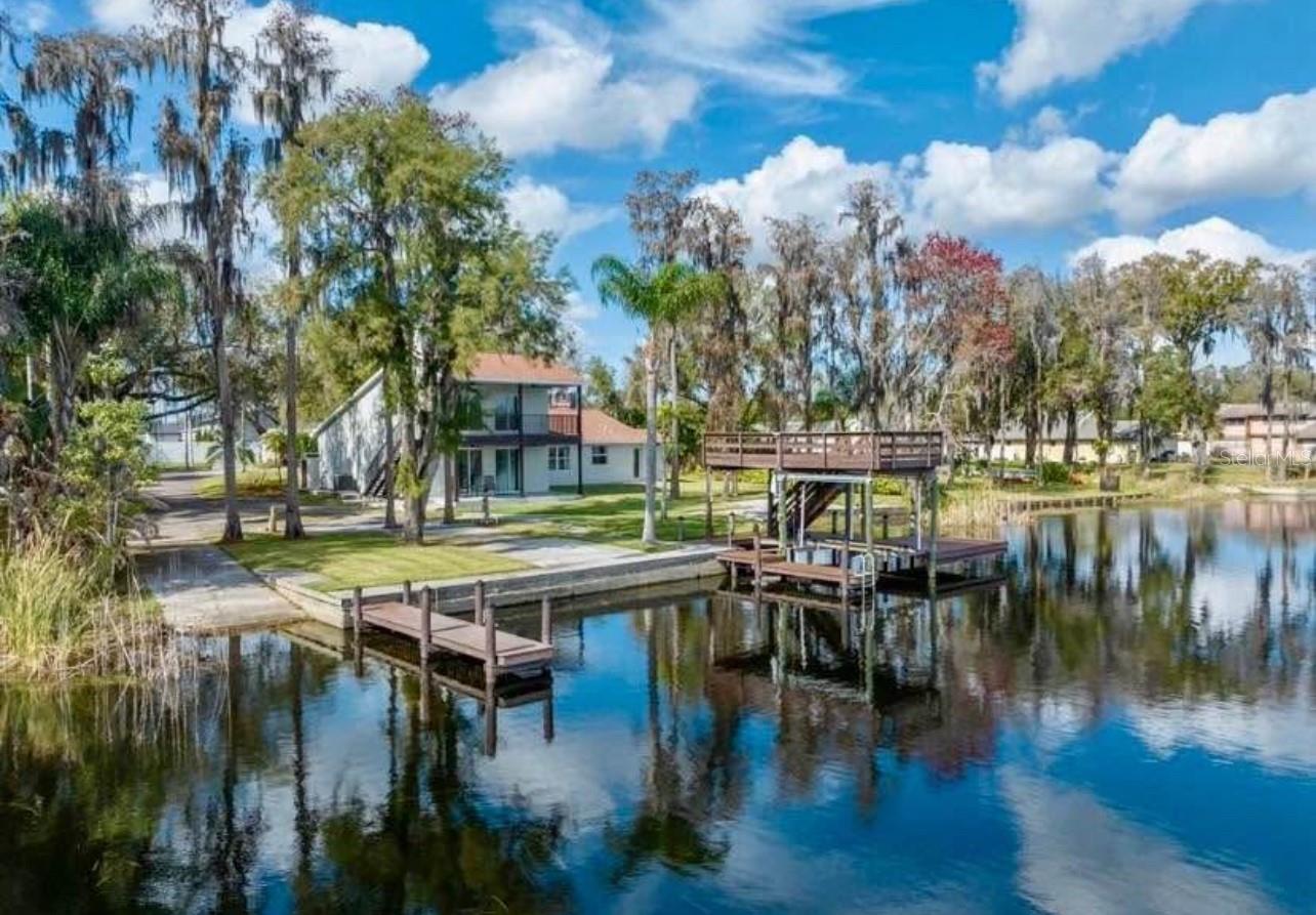 Listing photo id 0 for 2743 Land O Lakes Boulevard