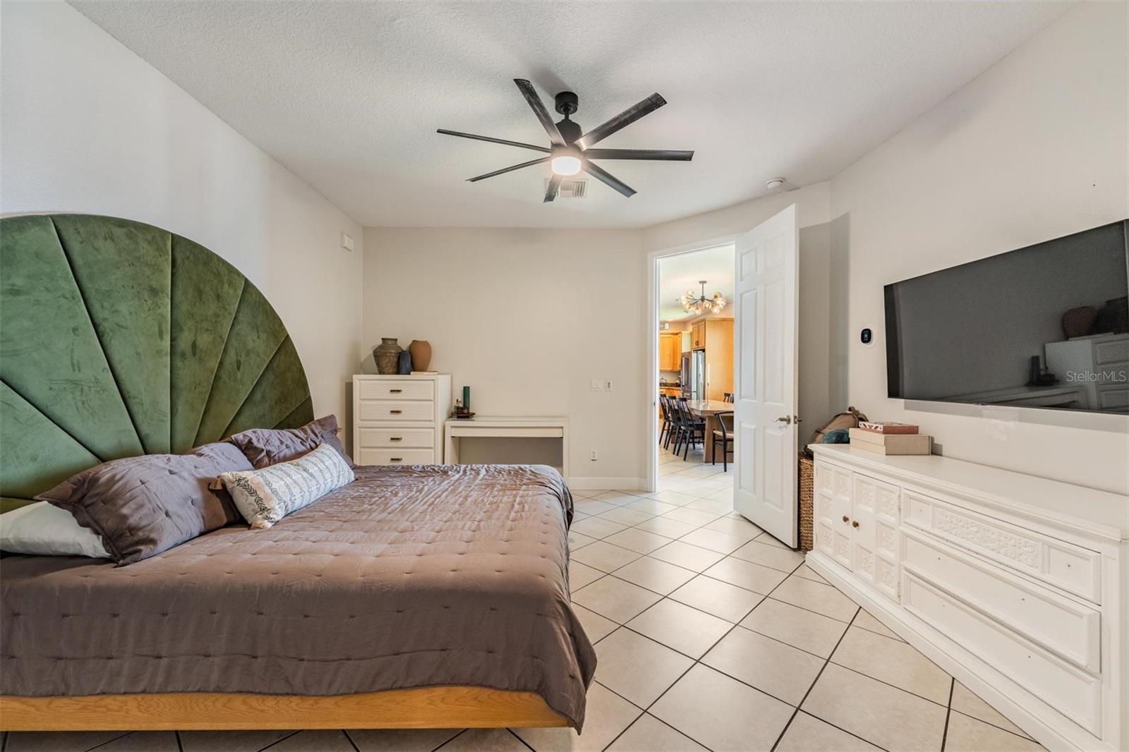 Image 21 of 52 For 2734 Land O Lakes Boulevard