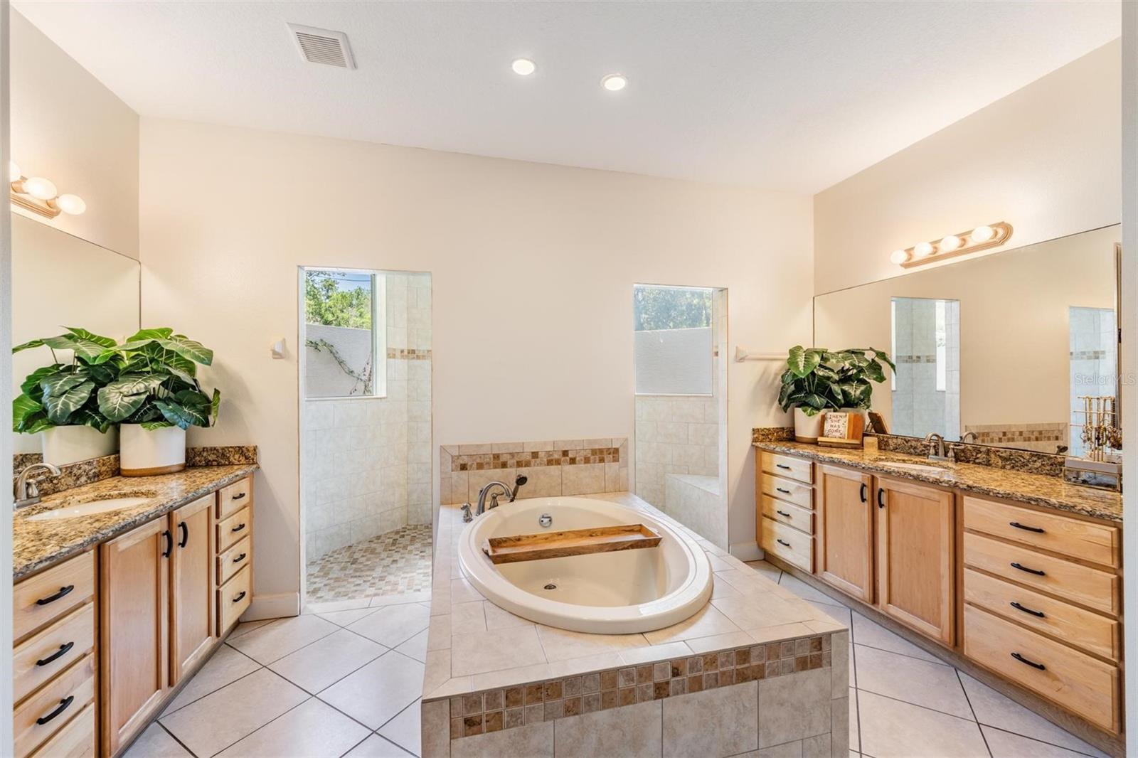 Image 23 of 52 For 2734 Land O Lakes Boulevard